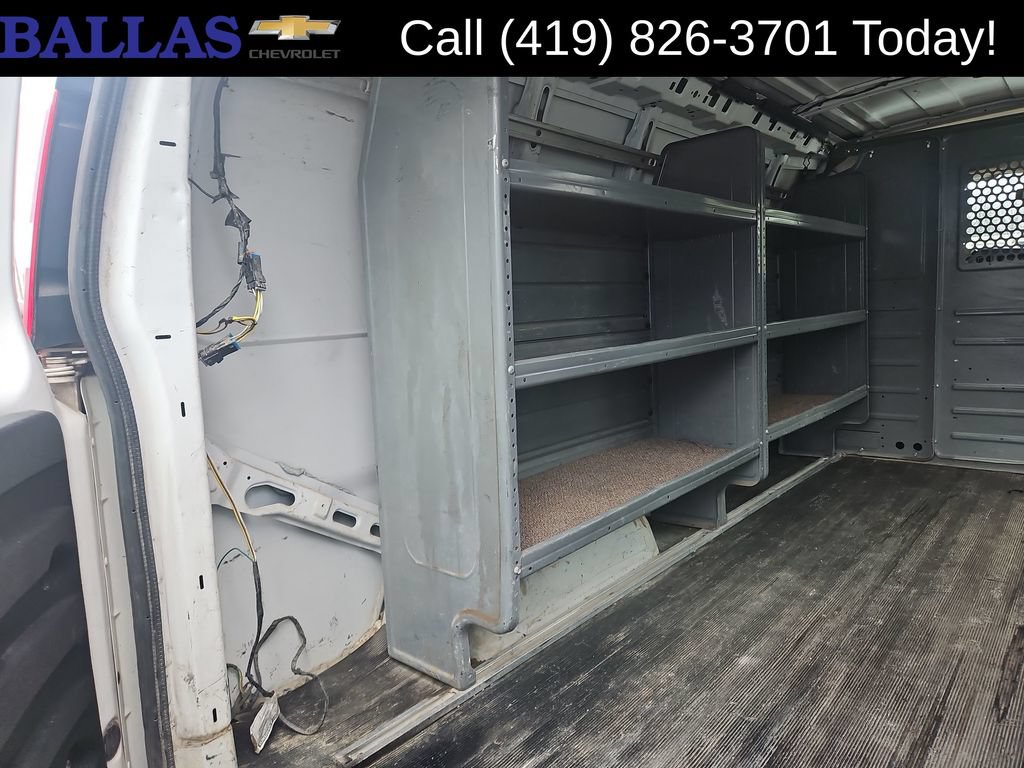 Used 2015 GMC Savana 2500 RWD image 23