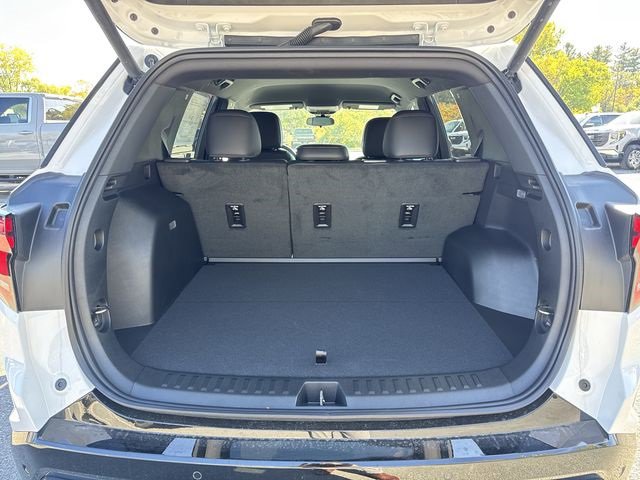 New 2026 GMC Terrain AT4 w/ LPO, Floor Liner Package image 26