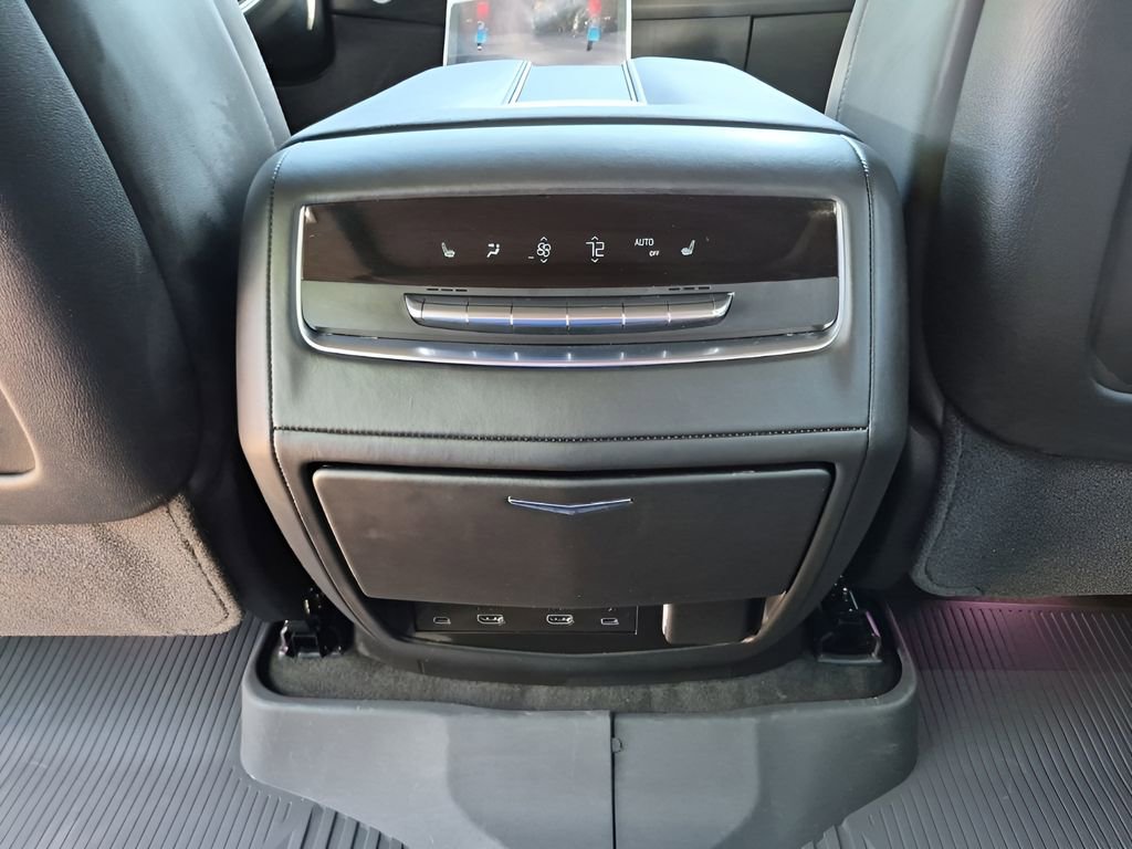 Certified 2026 Cadillac Escalade ESV Platinum Sport w/ LPO, ONYX Package image 22