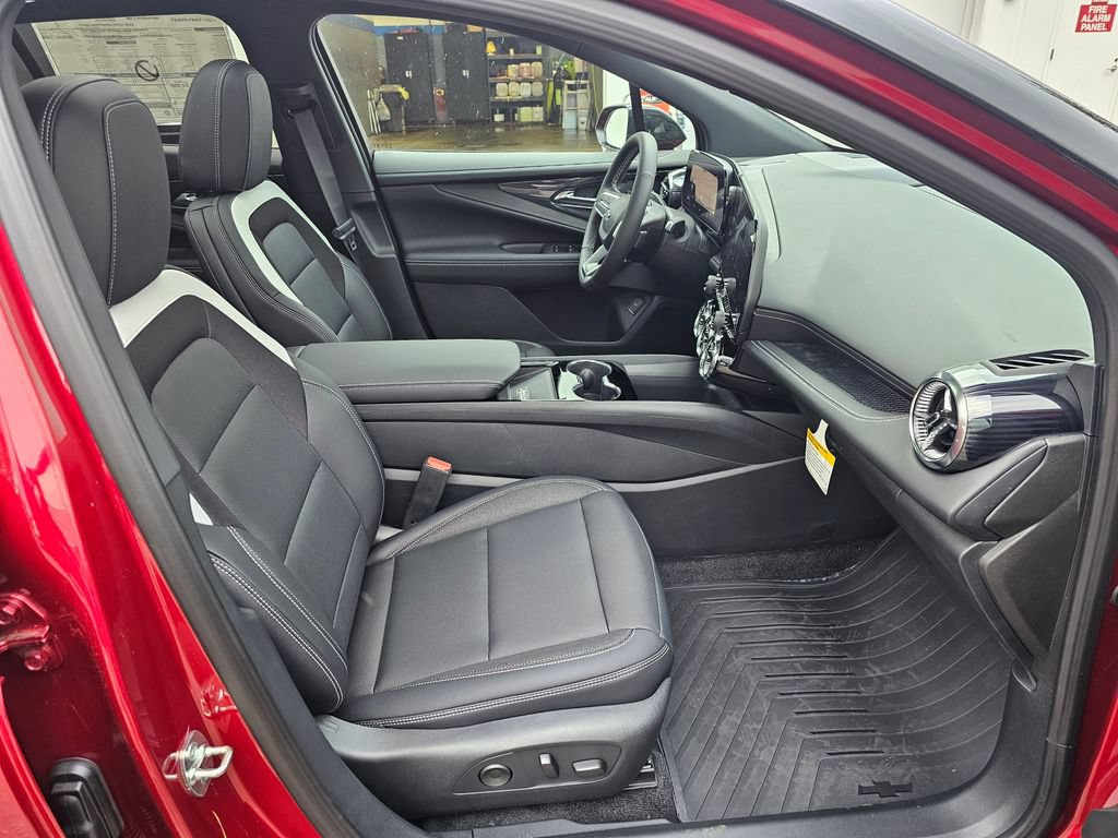 New 2026 Chevrolet Blazer EV LT AWD/4WD image 11