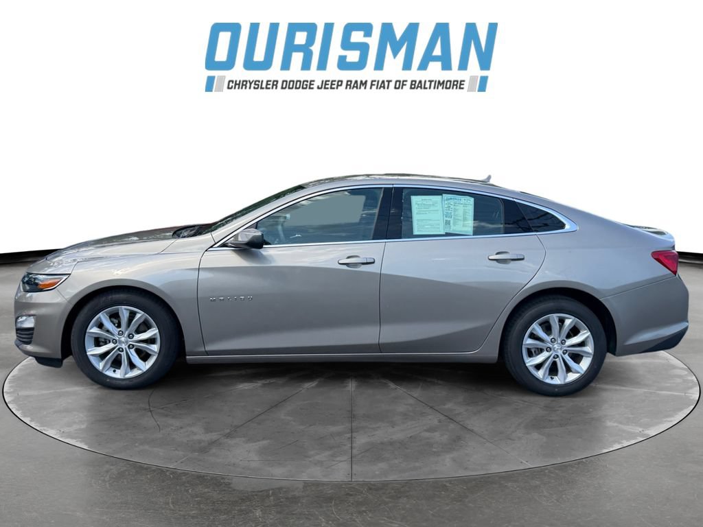 Used 2025 Chevrolet Malibu LT FWD image 3