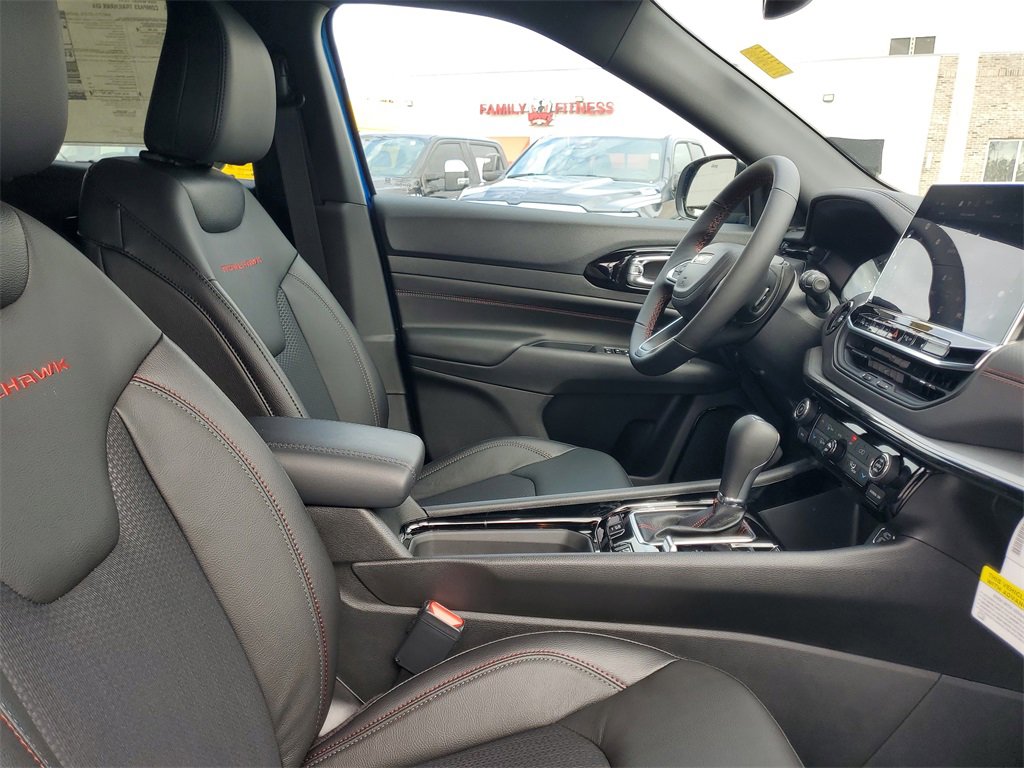 New 2026 Jeep Compass Trailhawk image 32