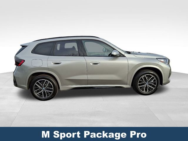 Used 2025 BMW X1 xDrive28i image 9