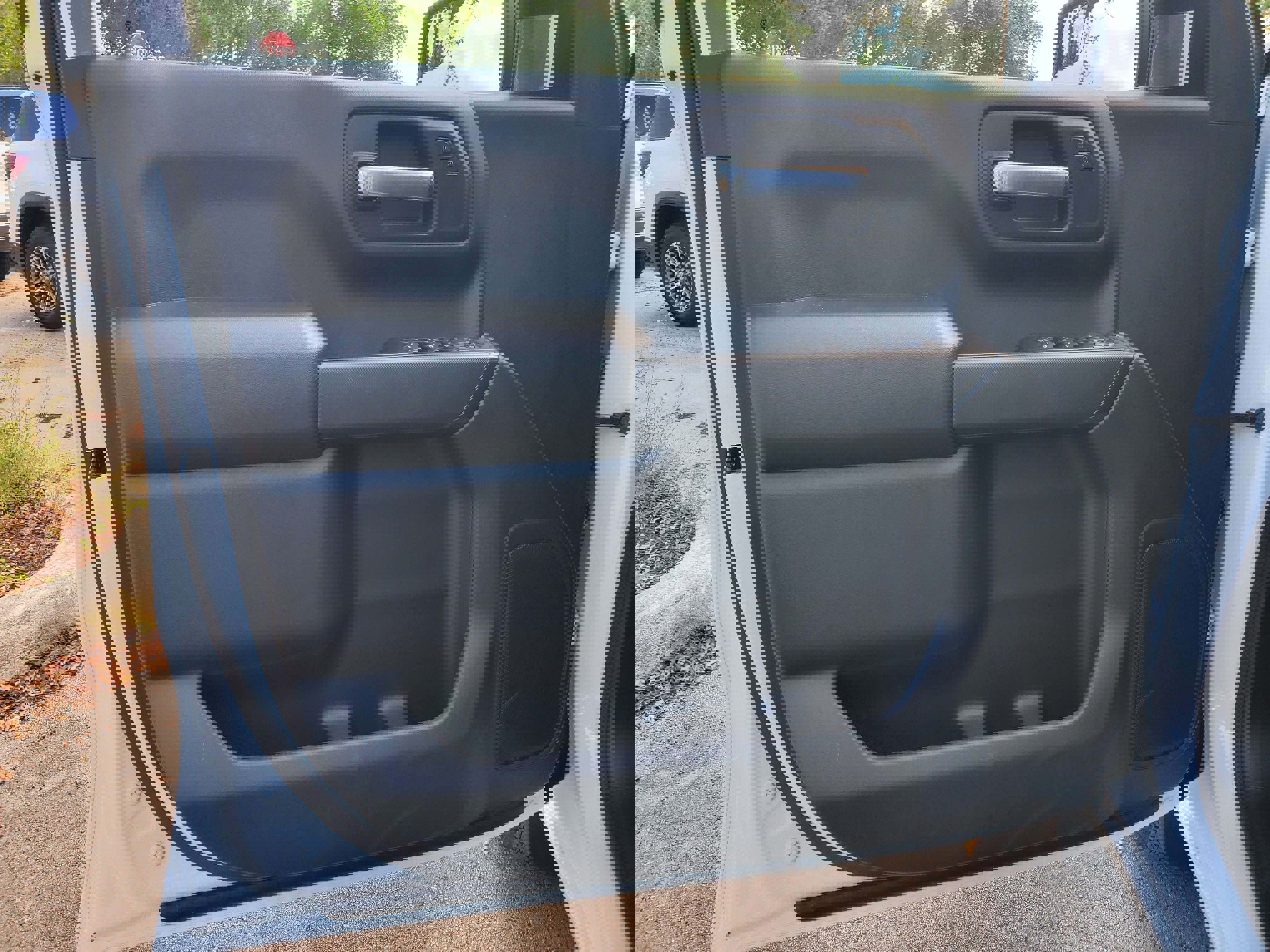 New 2026 GMC Sierra 1500 Pro w/ Graphite Edition AWD/4WD image 12