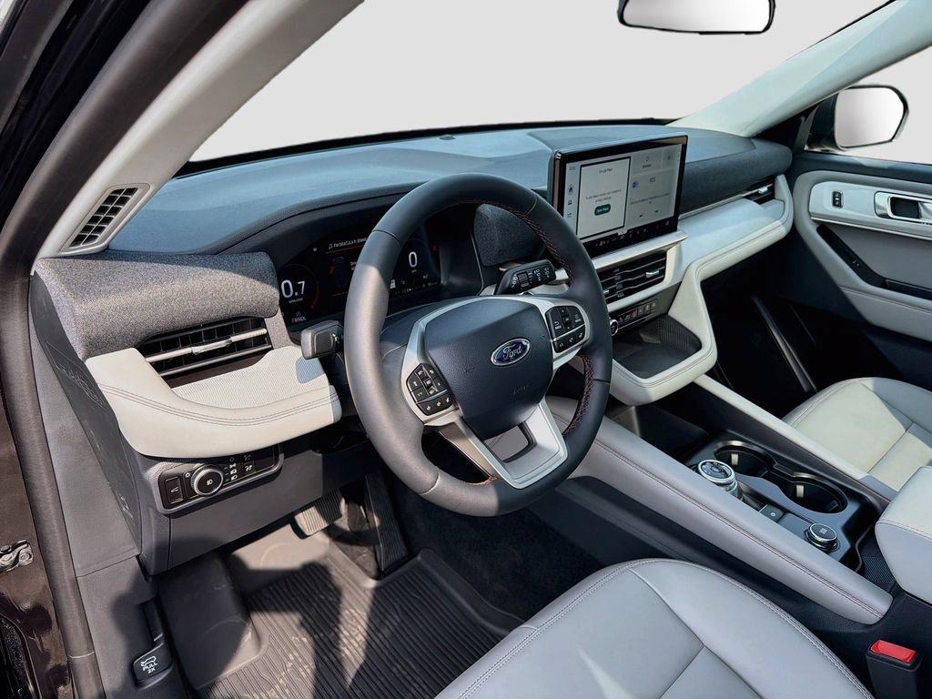 New 2026 Ford Explorer Active w/ Active Comfort Package AWD/4WD image 9