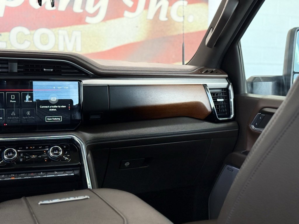Used 2024 GMC Sierra 2500 Denali w/ Denali Reserve Package image 46
