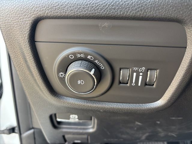 Used 2021 Jeep Grand Cherokee L Limited image 28