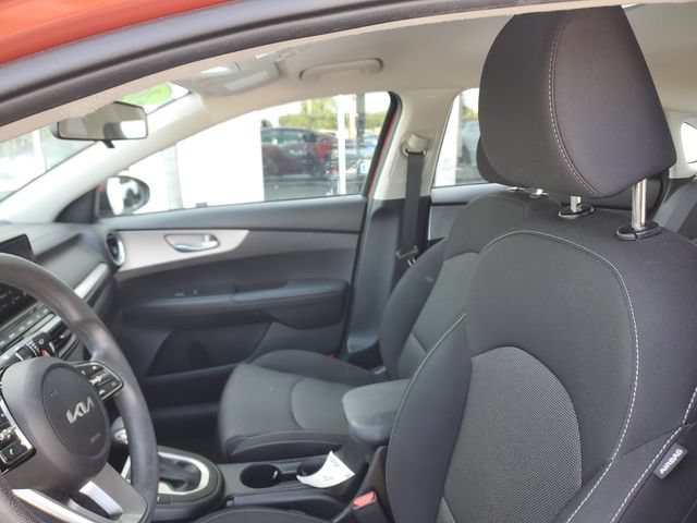 Certified 2023 Kia Forte LXS w/ LXS Technology Package FWD image 14