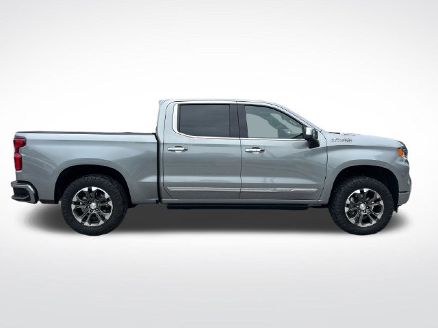 Used 2024 Chevrolet Silverado 1500 High Country w/ Technology Package AWD/4WD image 6