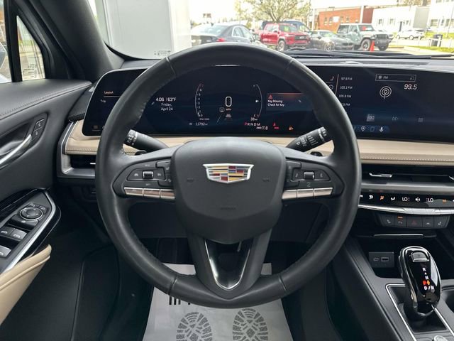 Certified 2024 Cadillac XT4 Luxury w/ Cold Weather Package AWD/4WD image 37