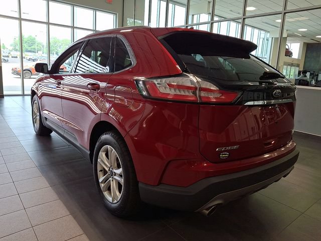 Used 2020 Ford Edge SEL w/ Convenience Package AWD/4WD image 4