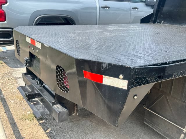 Used 2018 Chevrolet Silverado 3500 W/T w/ WT Convenience Package RWD image 3