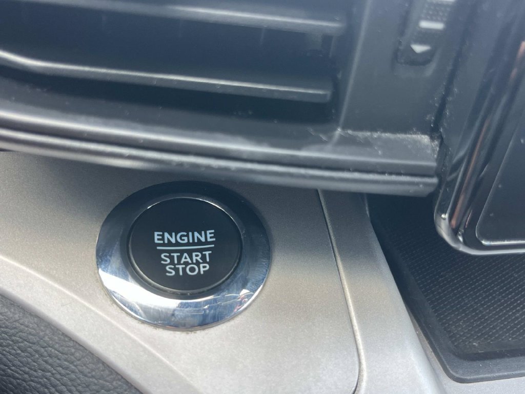 Used 2022 Ford Explorer XLT RWD image 42