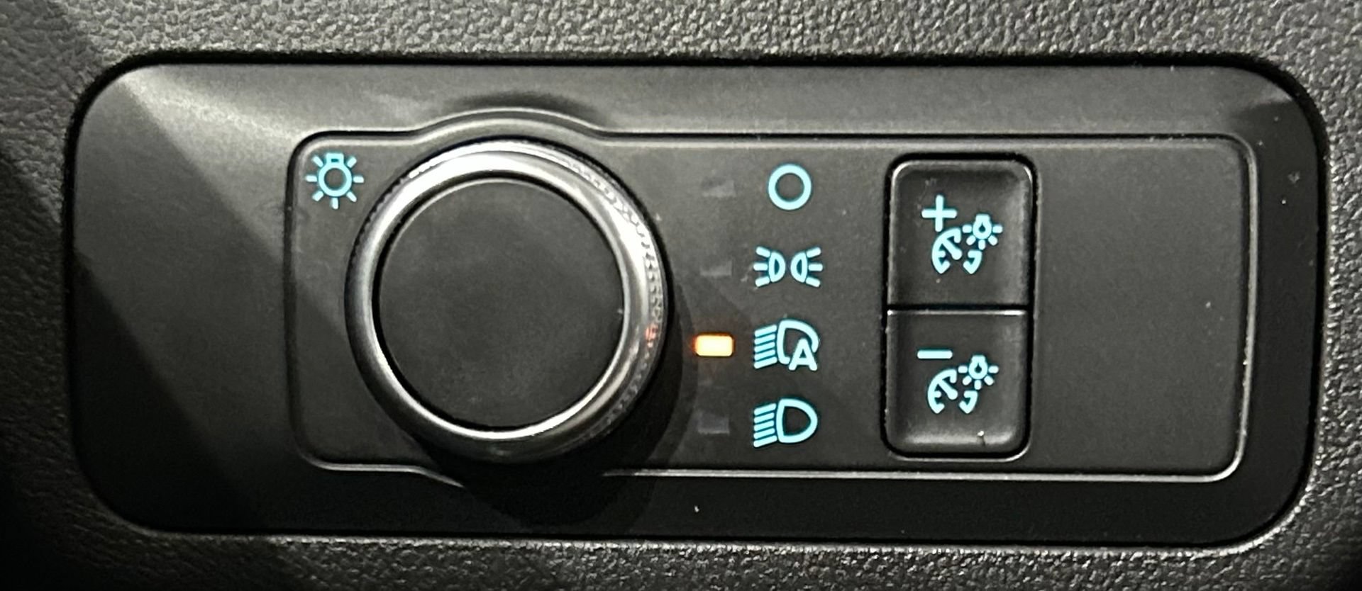 Used 2020 Ford Escape SE AWD/4WD image 56