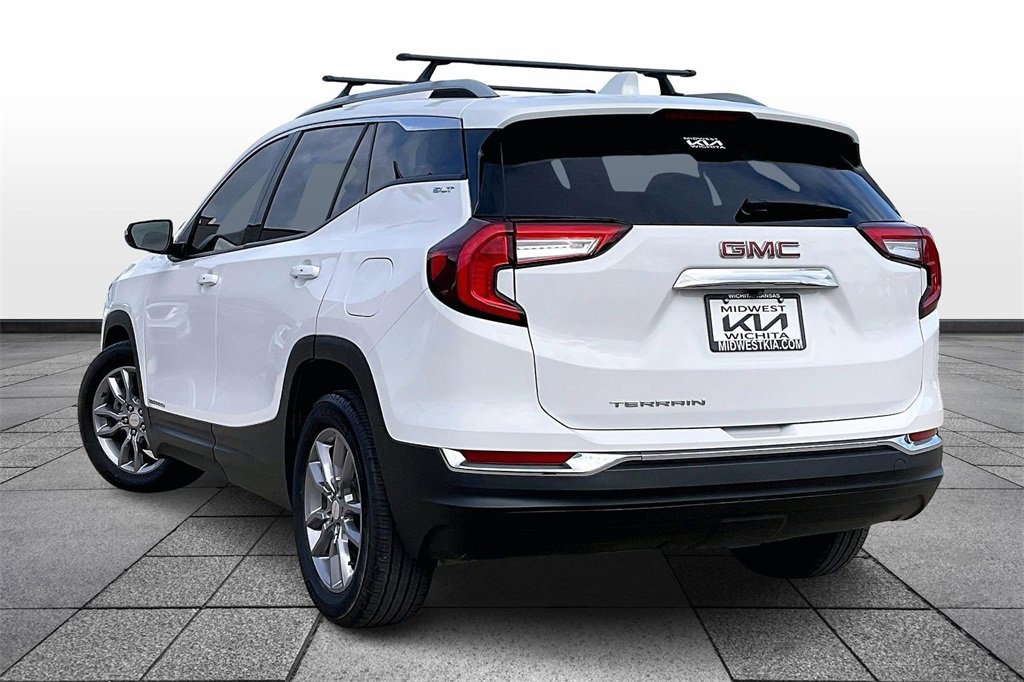 Used 2022 GMC Terrain SLT image 12