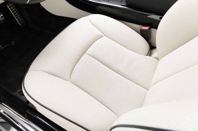 Used 2009 Maybach 62 S RWD image 26