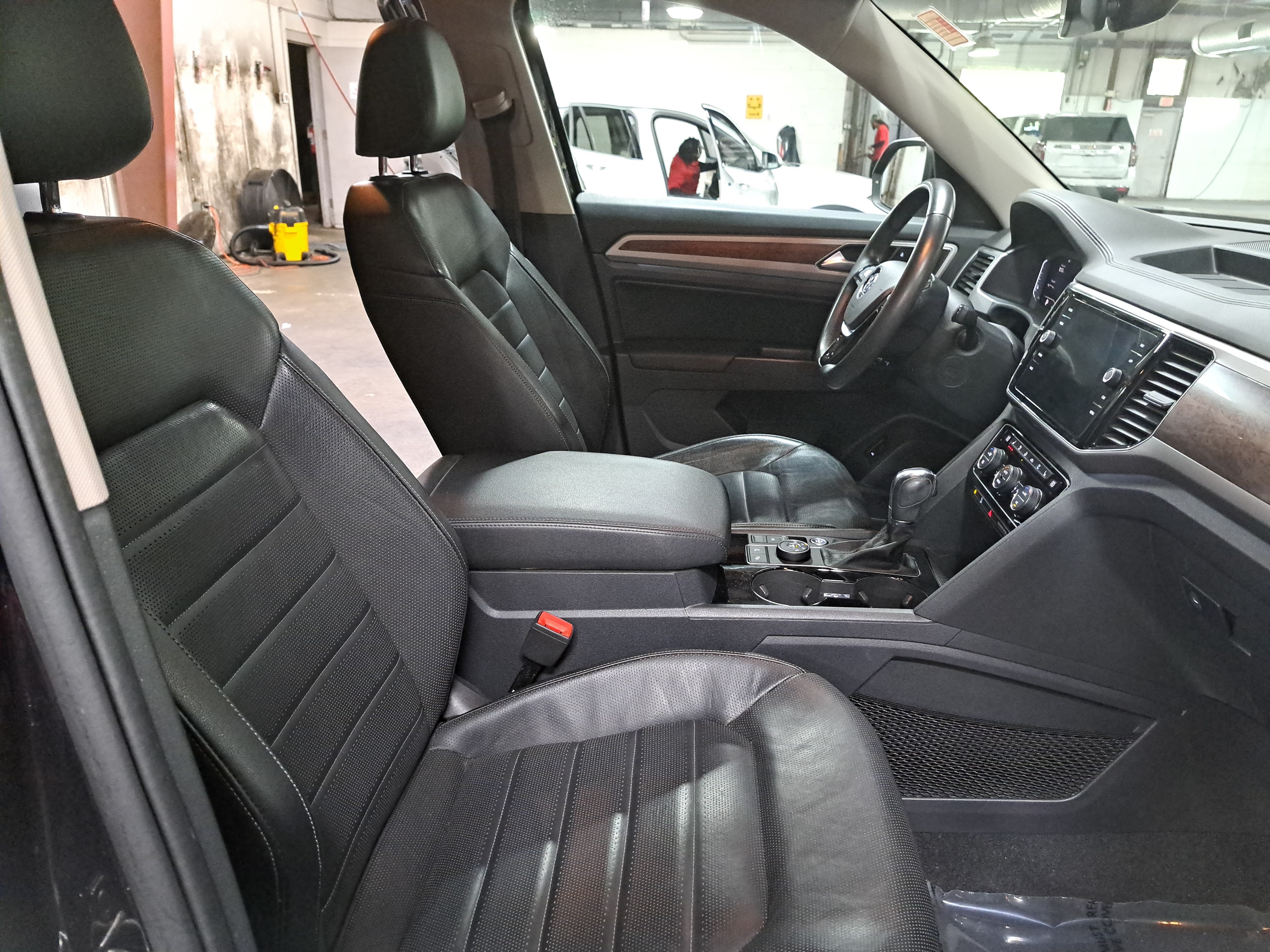 Used 2019 Volkswagen Atlas SEL Premium AWD/4WD image 10