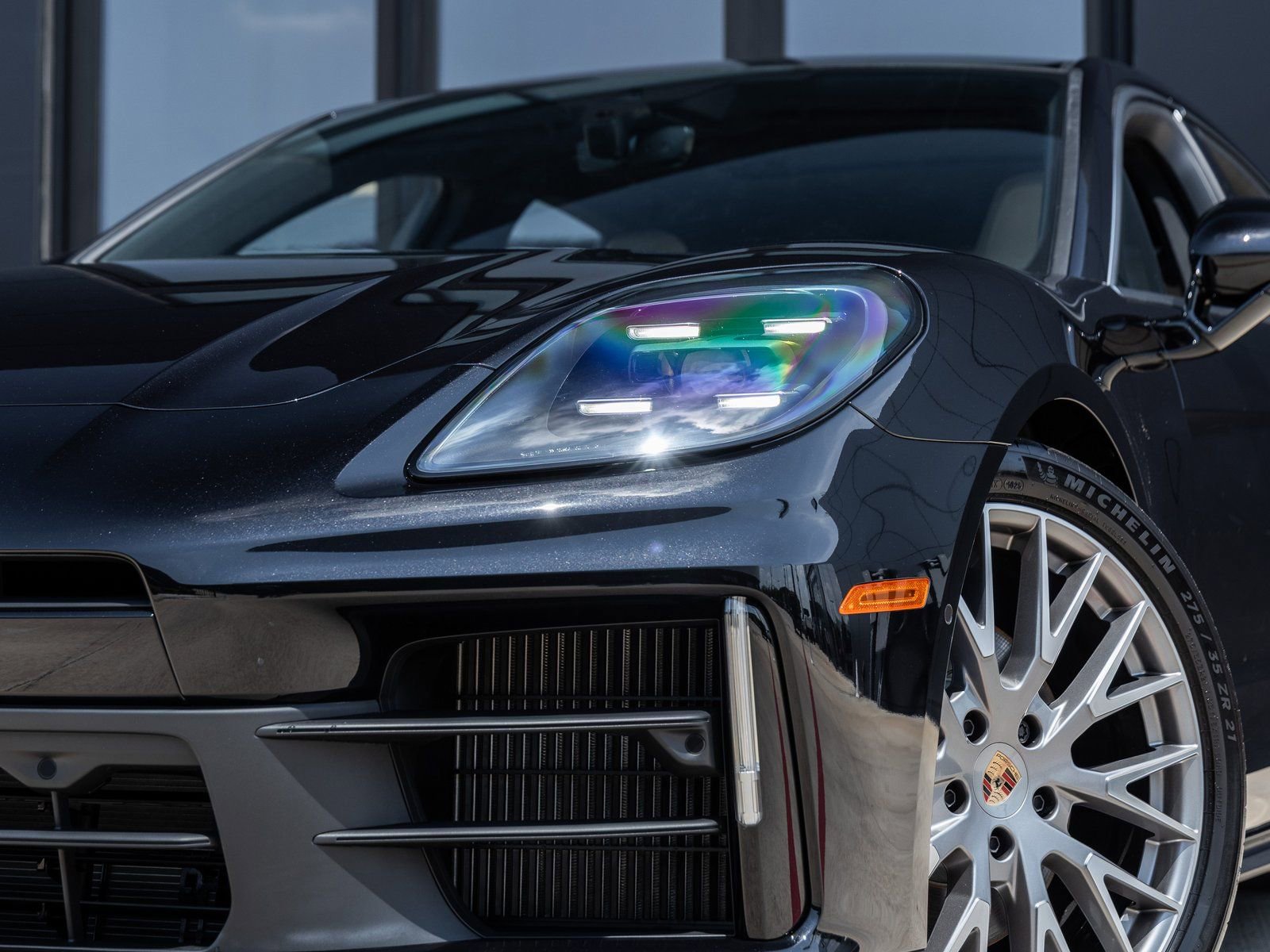 Certified 2025 Porsche Panamera image 18