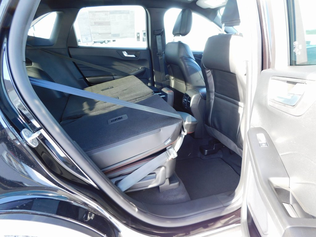 New 2026 Ford Escape ST-Line w/ Tech Pack #1 AWD/4WD image 26