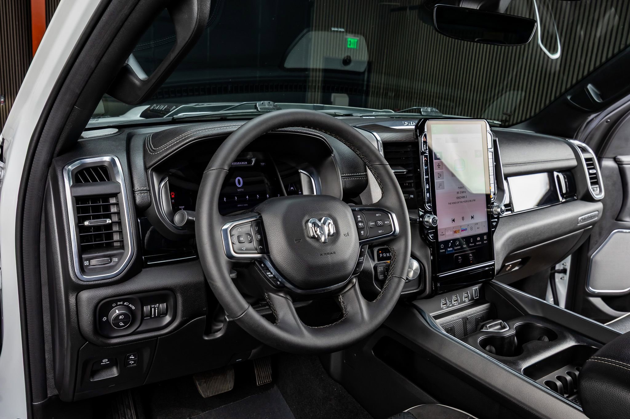 Used 2025 RAM 1500 Laramie w/ Night Edition image 17