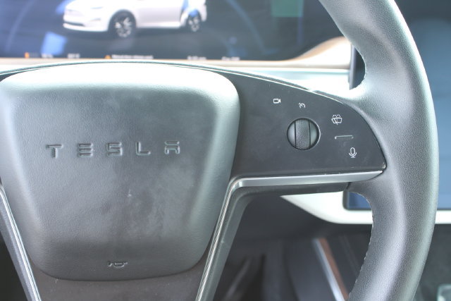 Used 2024 Tesla Model X AWD/4WD image 15