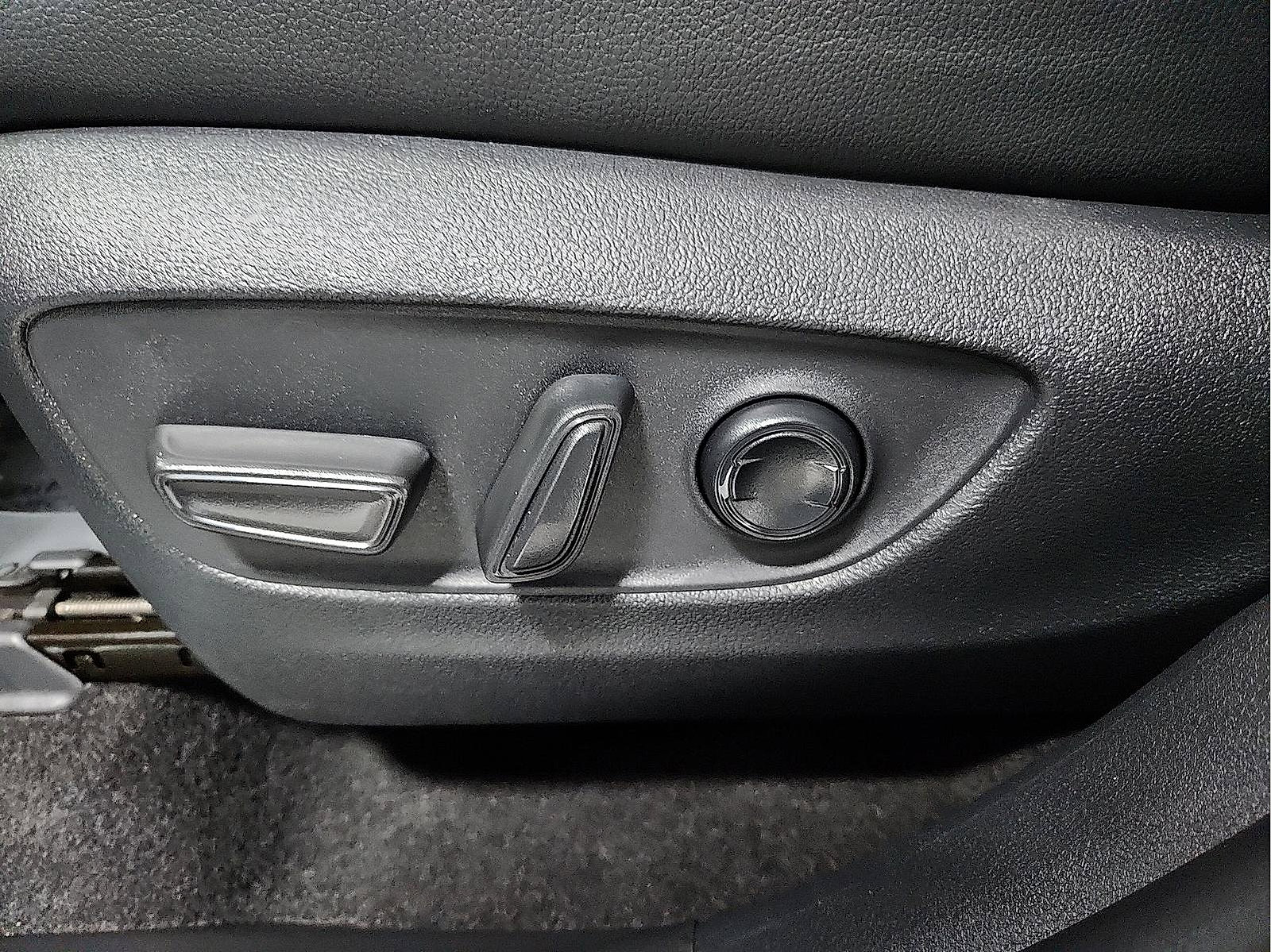 Certified 2026 Toyota Grand Highlander FWD image 13