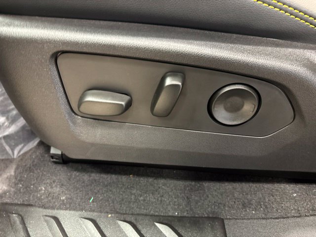 New 2026 Chevrolet Colorado ZR2 w/ Technology Package AWD/4WD image 46
