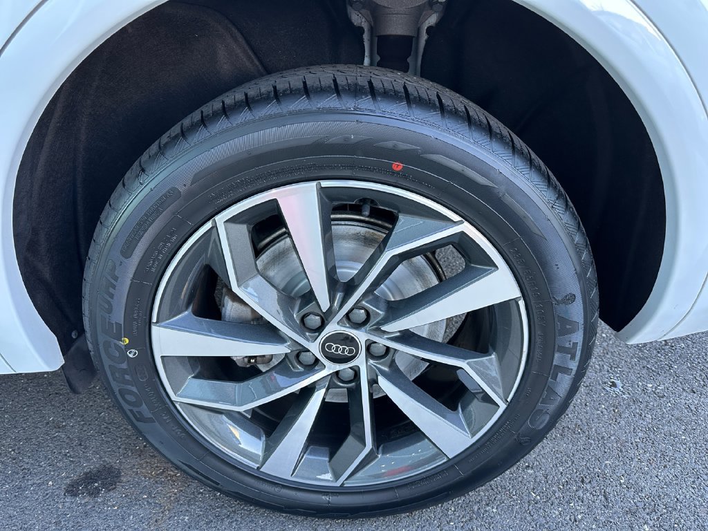 Certified 2023 Audi Q5 2.0T Premium Plus AWD/4WD image 22