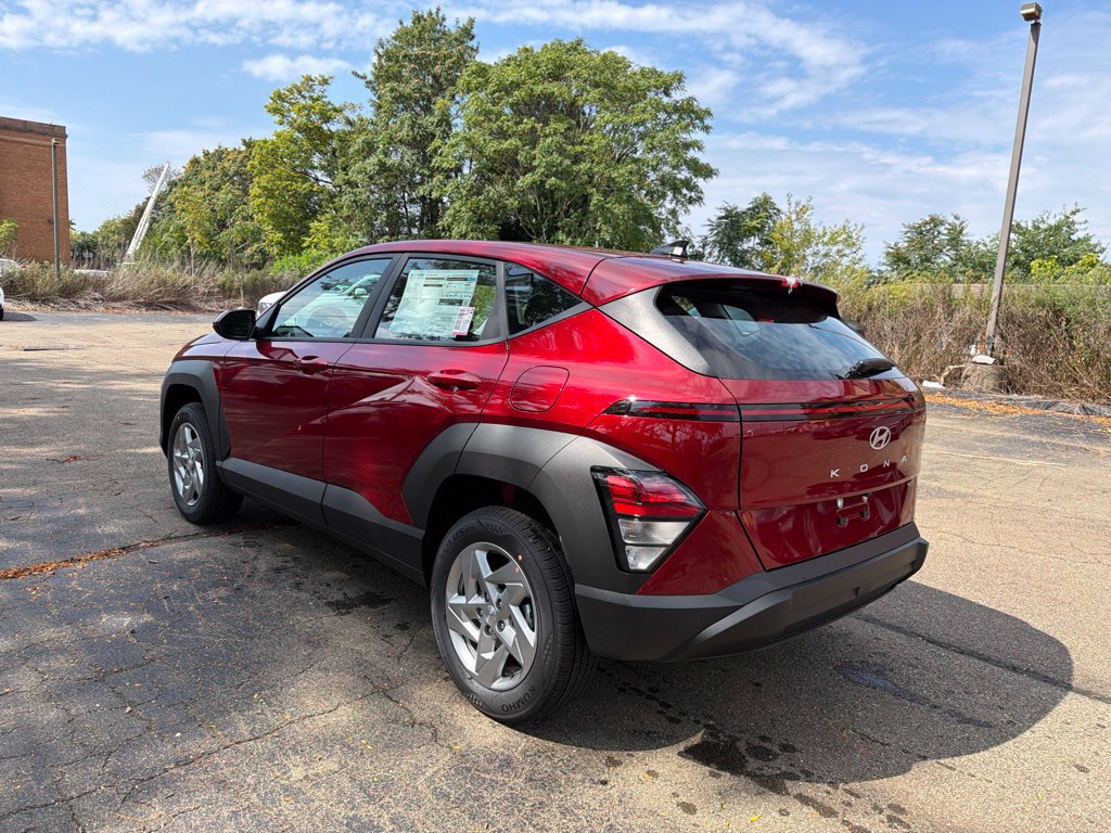 New 2027 Hyundai Kona SE AWD/4WD image 5