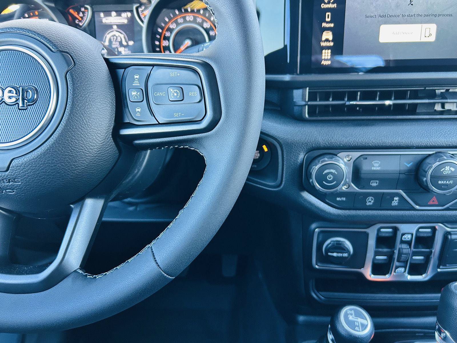 New 2026 Jeep Gladiator Sport AWD/4WD image 15