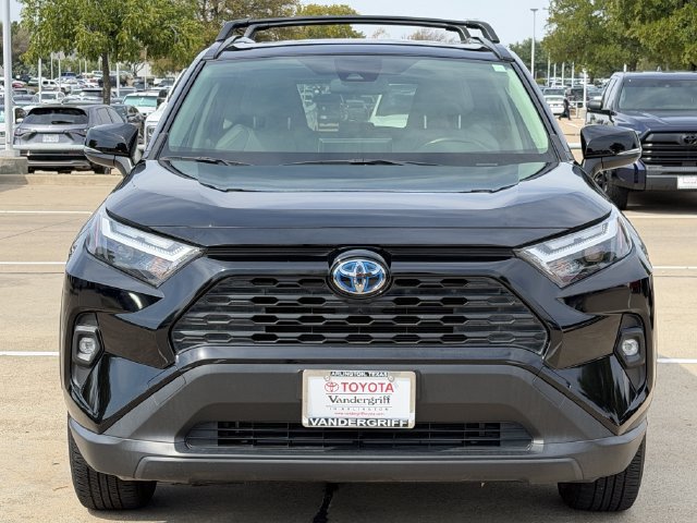 Certified 2023 Toyota RAV4 XLE Premium AWD/4WD image 8