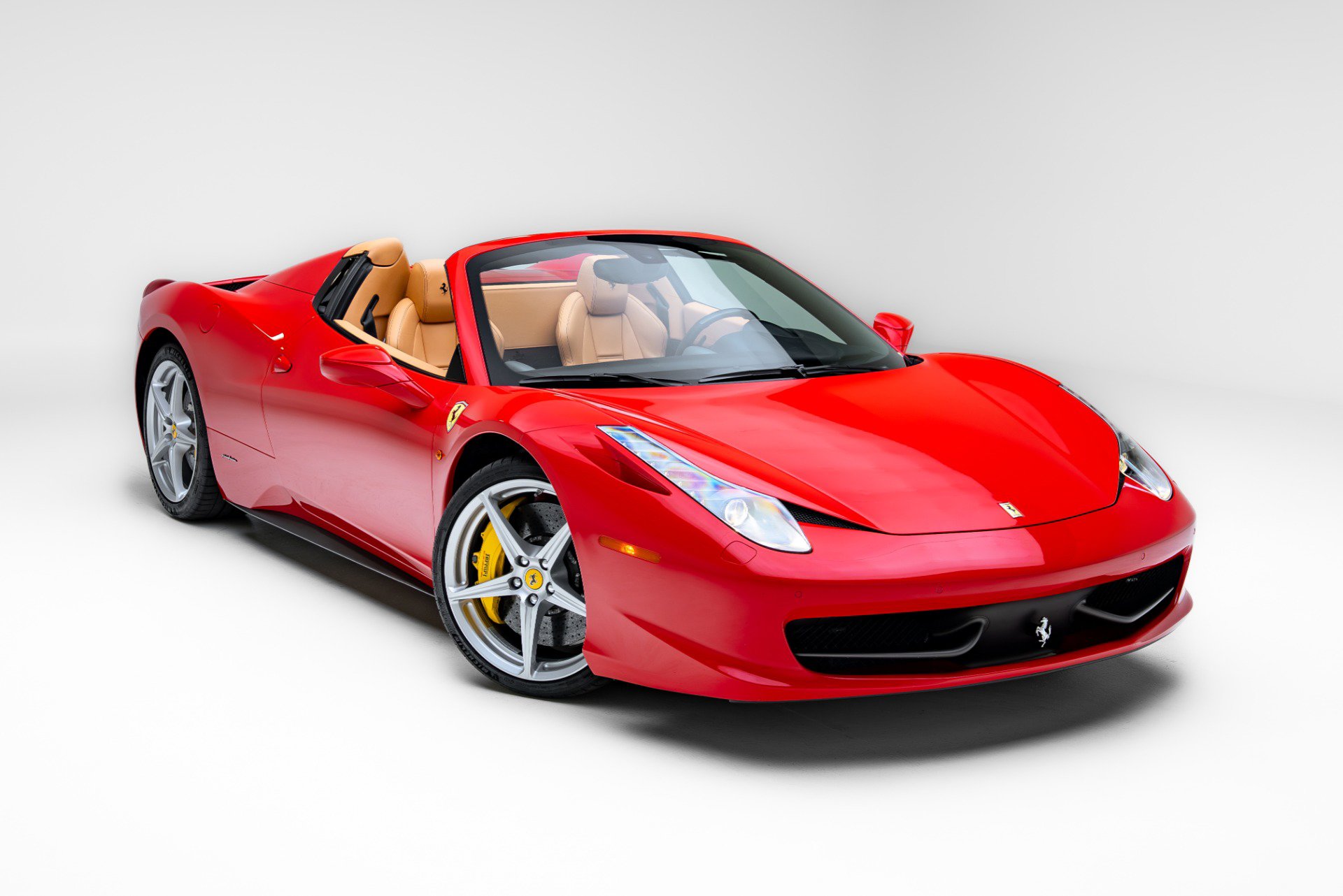 Used 2014 Ferrari 458 Spider RWD image 25