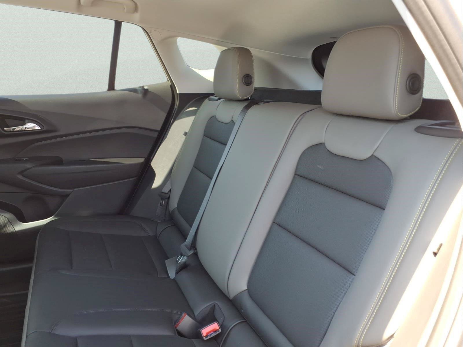 New 2026 Chevrolet Trax ACTIV w/ Driver Confidence Package FWD image 10