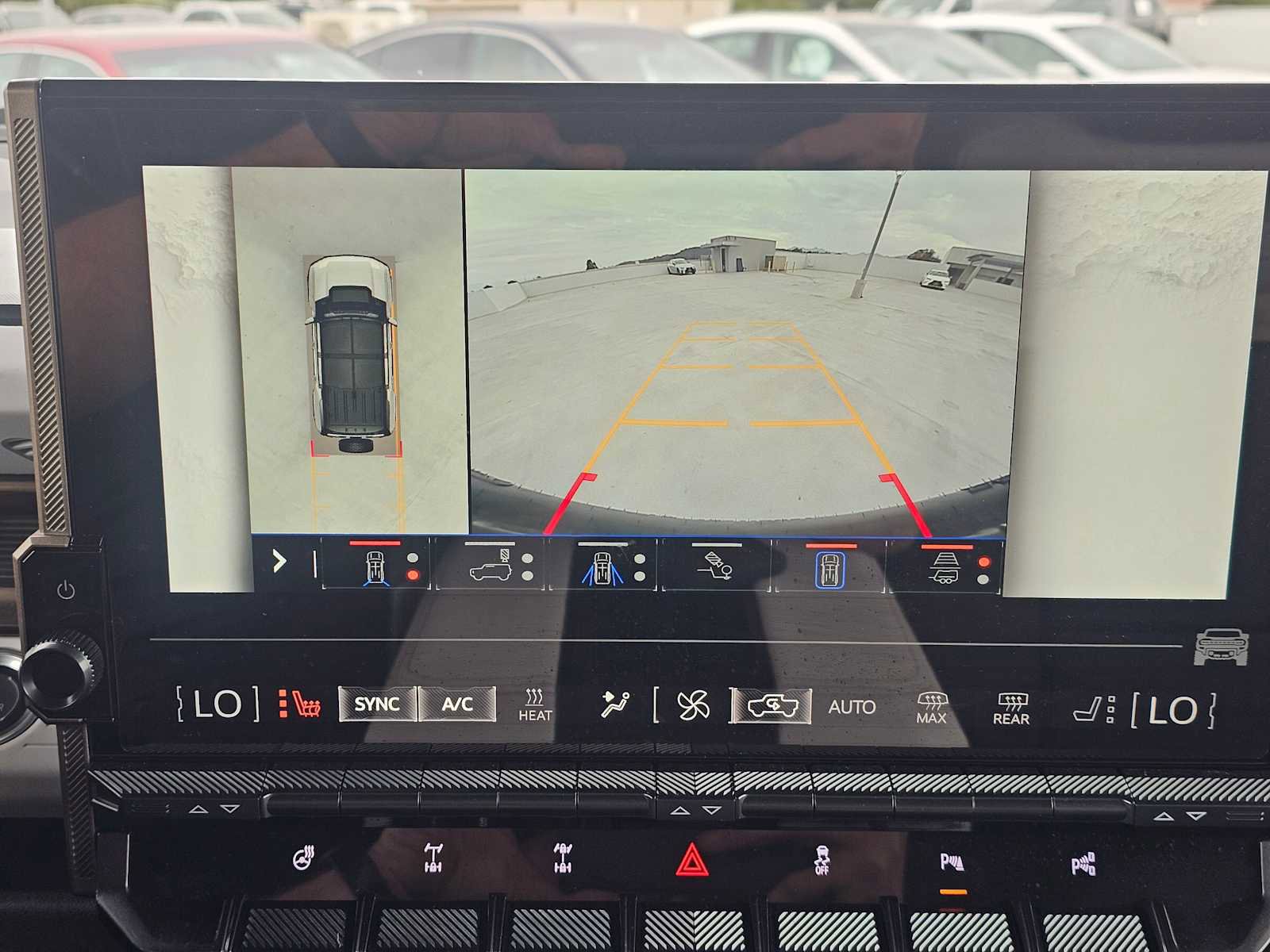 Used 2024 GMC Hummer EV 2X w/ Extreme Off-Road Package image 29