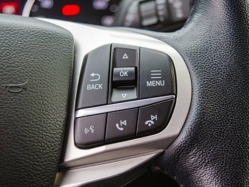 Used 2023 Ford Explorer Limited image 17