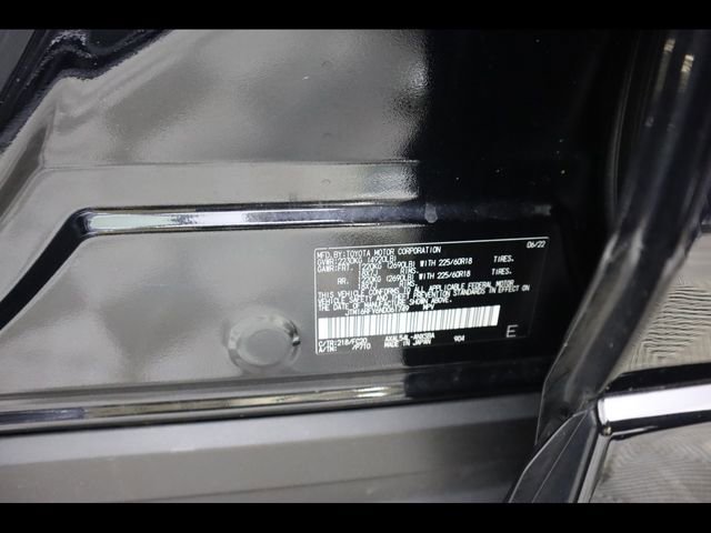 Used 2022 Toyota RAV4 SE w/ Convenience Package image 30