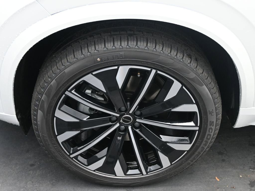 New 2026 Volvo XC90 B6 Ultra w/ Lounge Package AWD/4WD image 4