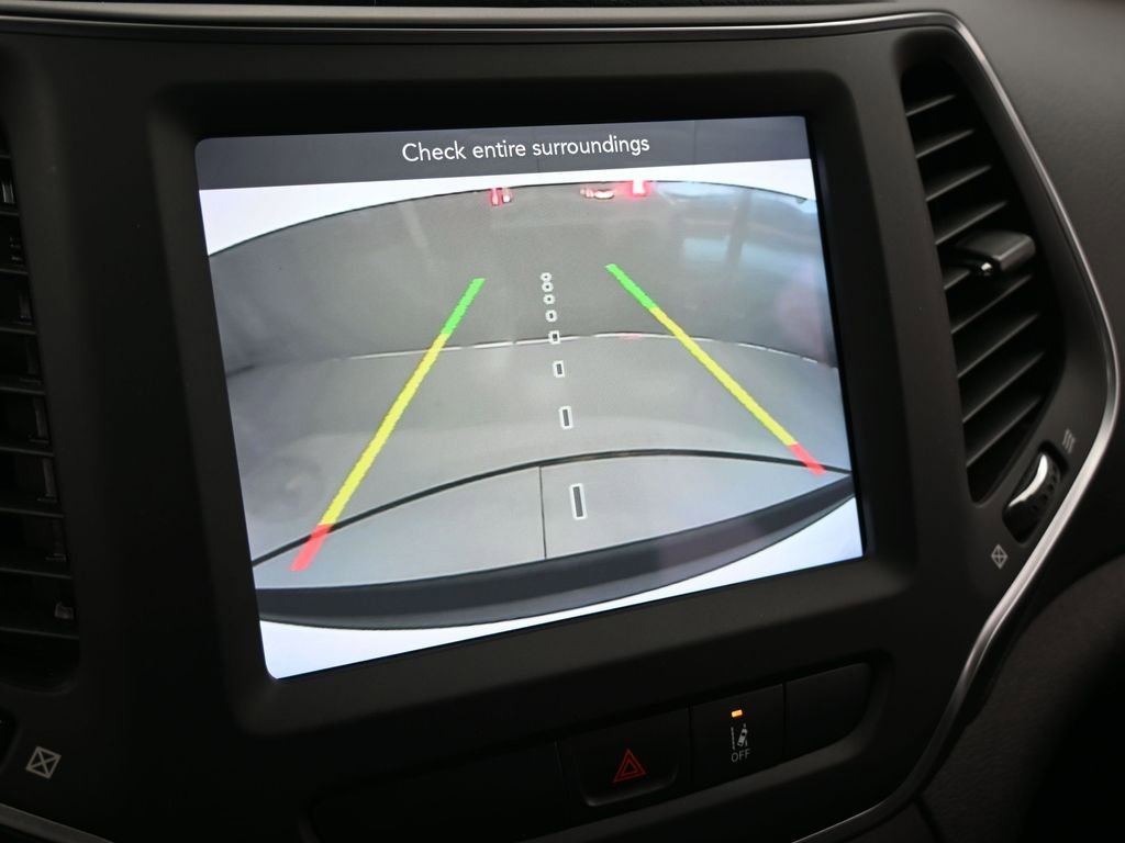 Used 2022 Jeep Cherokee Latitude Lux image 24