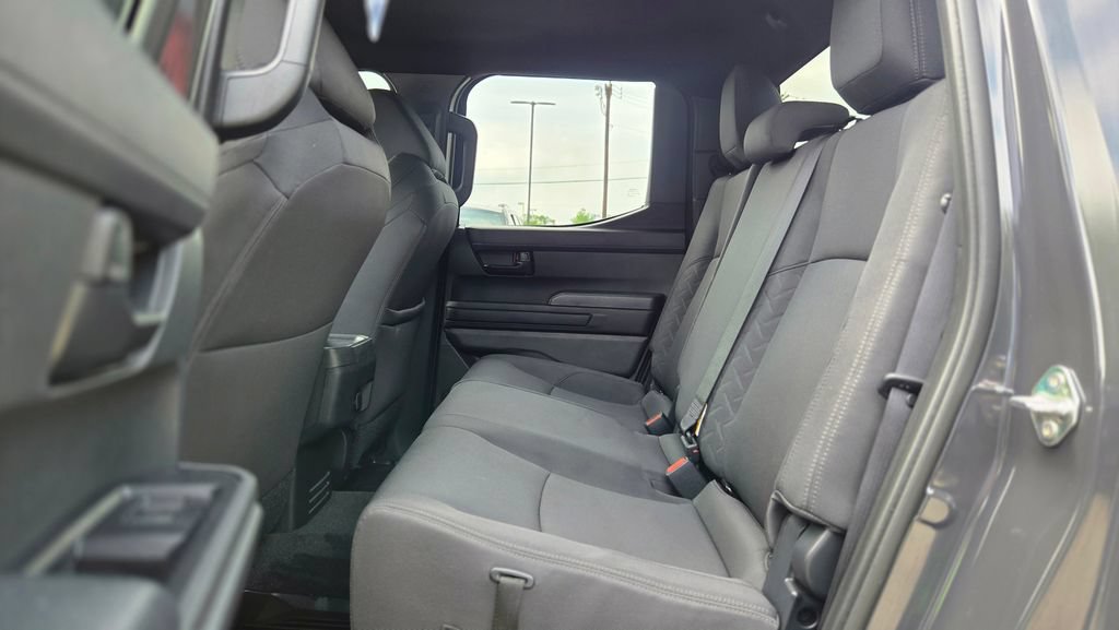 Used 2025 Toyota Tacoma SR5 AWD/4WD image 27