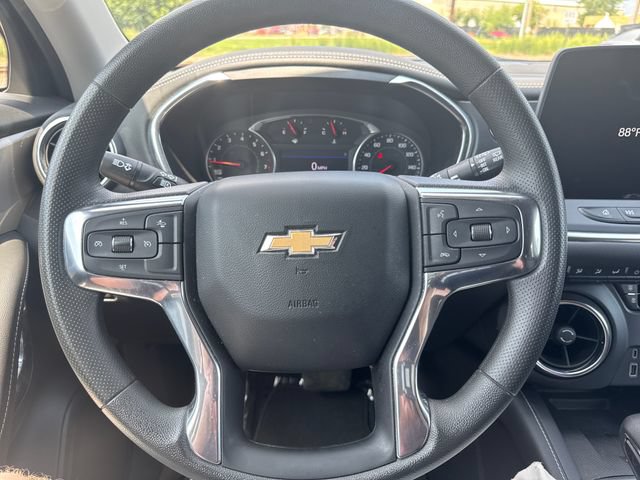 Used 2023 Chevrolet Blazer LT w/ Convenience Package AWD/4WD image 16