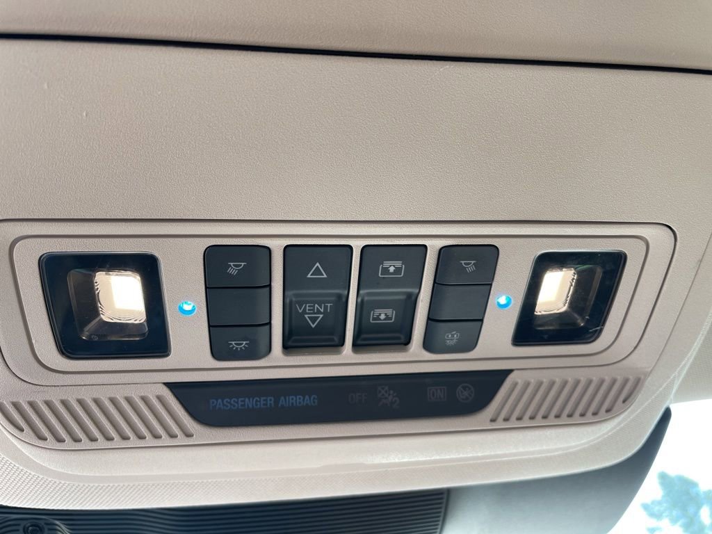 Used 2020 Ford Explorer Platinum w/ Premium Technology Package image 24