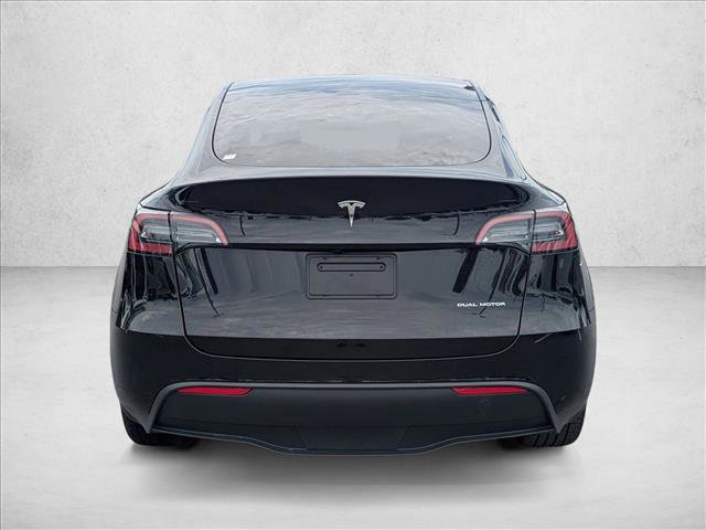 Used 2024 Tesla Model Y Long Range AWD/4WD image 7