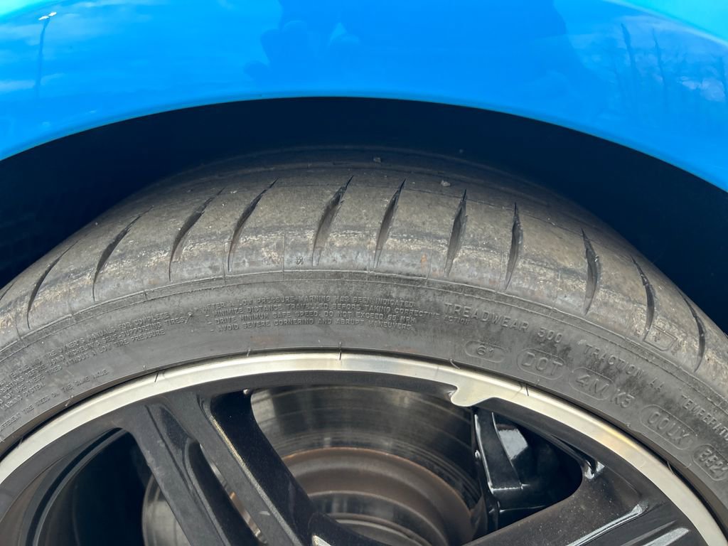 Used 2022 Chevrolet Corvette Stingray Premium Cpe w/ Z51 Performance Package RWD image 29