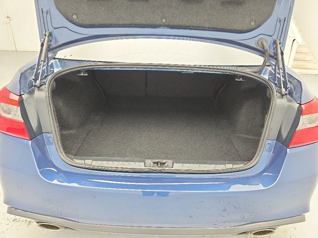 Used 2019 Subaru Legacy 3.6R Limited AWD/4WD image 46