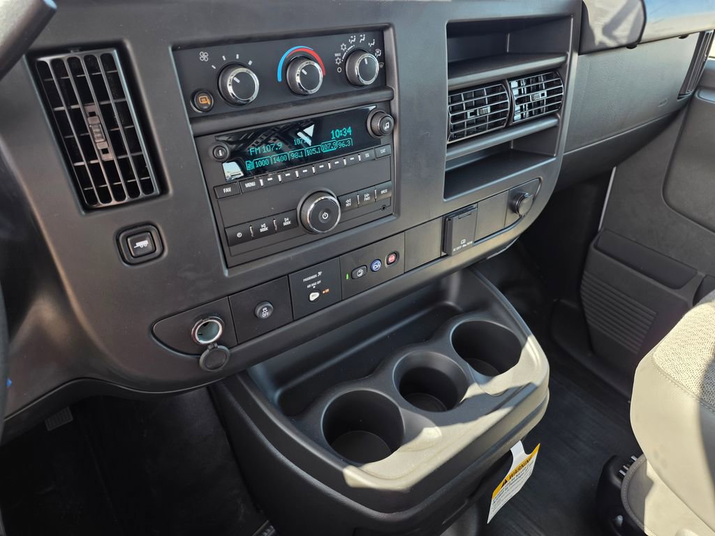 Used 2024 Chevrolet Express 3500 w/ Driver Convenience Package RWD image 18