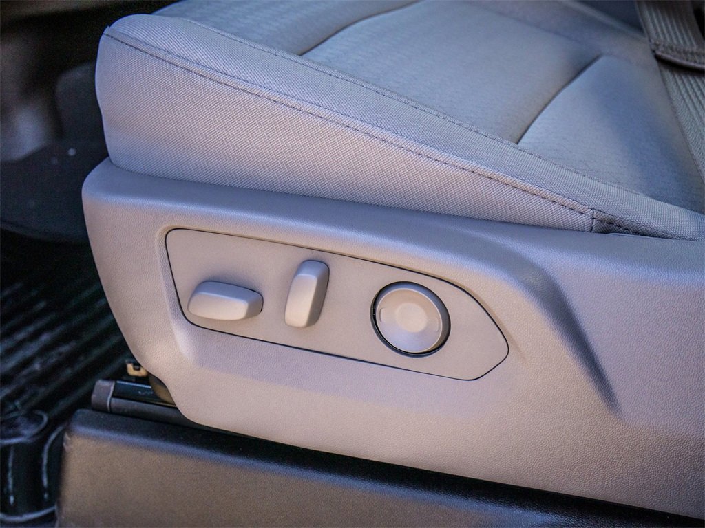 New 2026 GMC Sierra 3500 SLE w/ SLE Value Package image 24