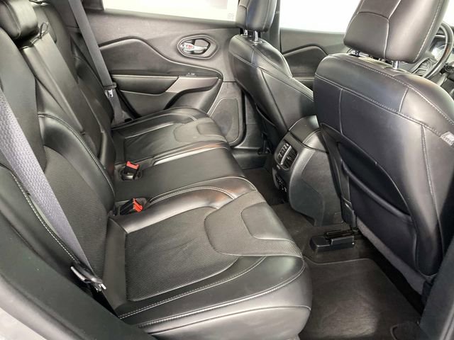 Used 2020 Jeep Cherokee Limited image 12