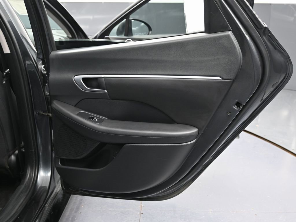 Used 2023 Hyundai Sonata SEL w/ Preferred Accessory Package image 36