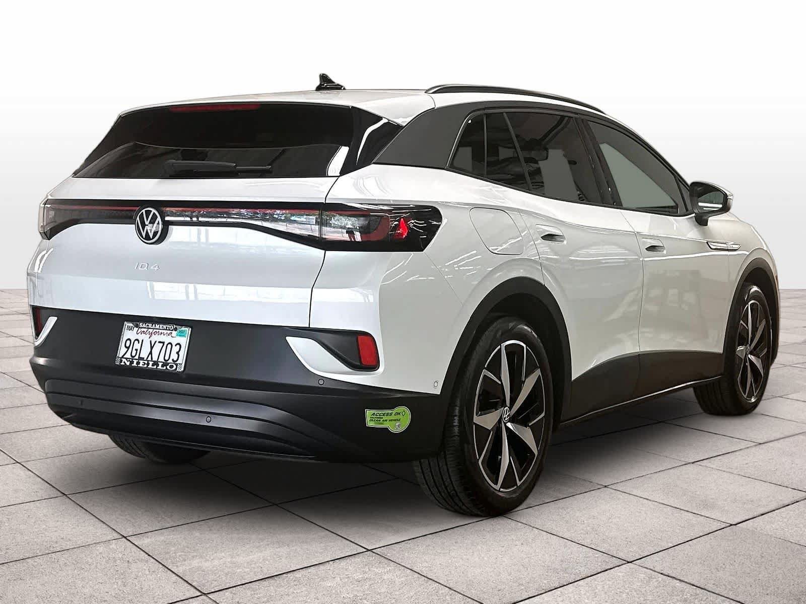 Used 2023 Volkswagen ID.4 S RWD image 9