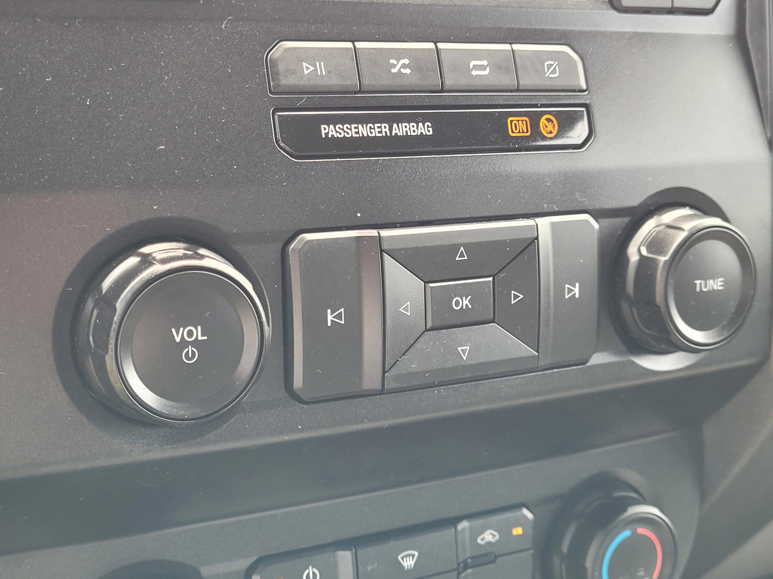 Used 2022 Ford F250 XL w/ STX Appearance Package AWD/4WD image 21